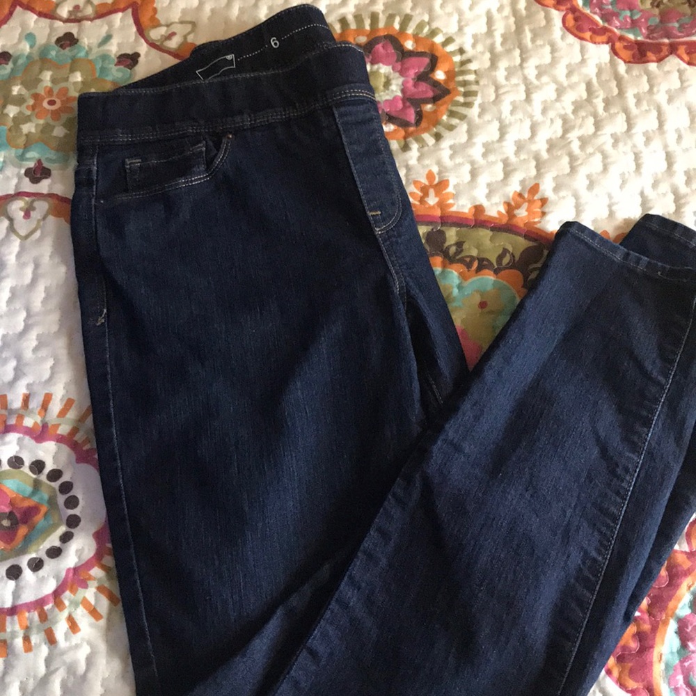 Levi’s jeggings size 6